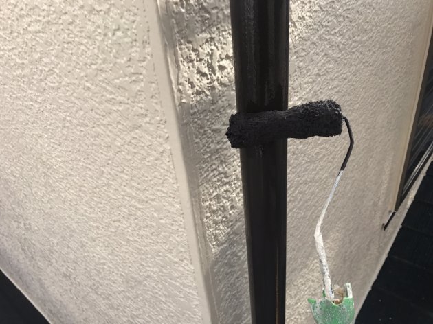 縦樋の塗装