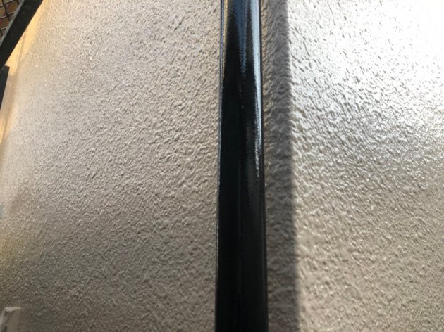 縦樋の塗装（1回目）